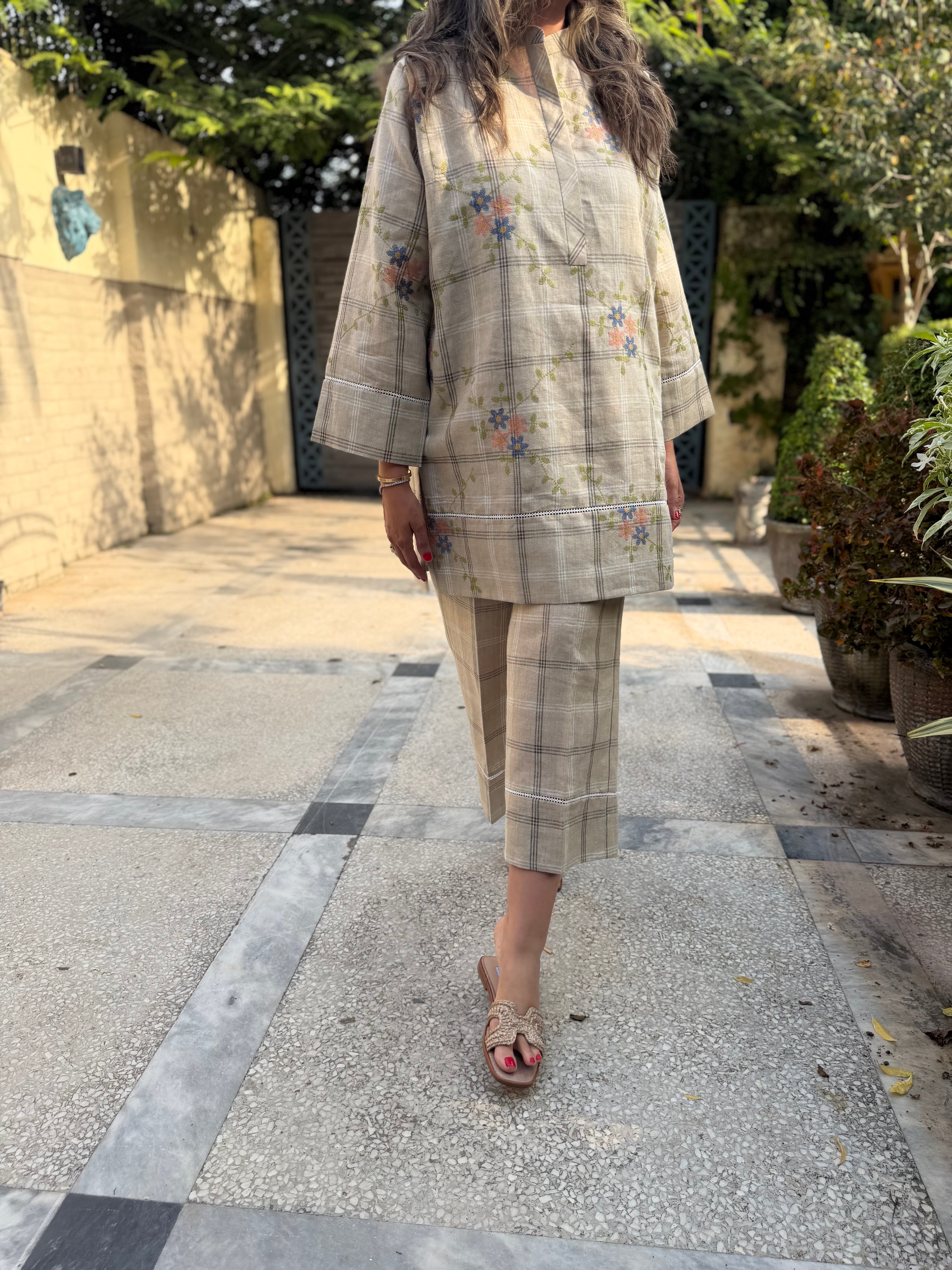 Checkered Set