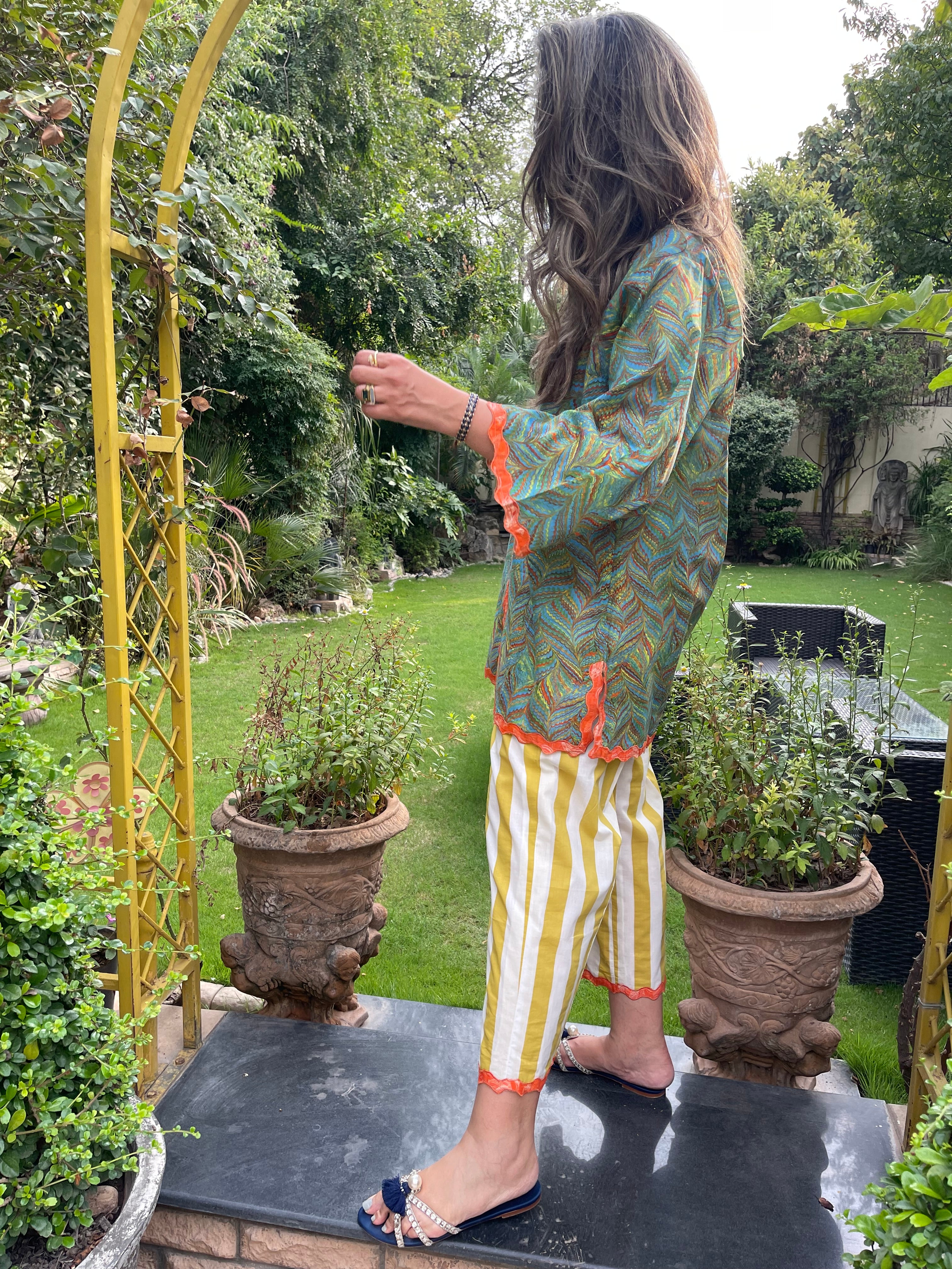 Lawn chevron Set