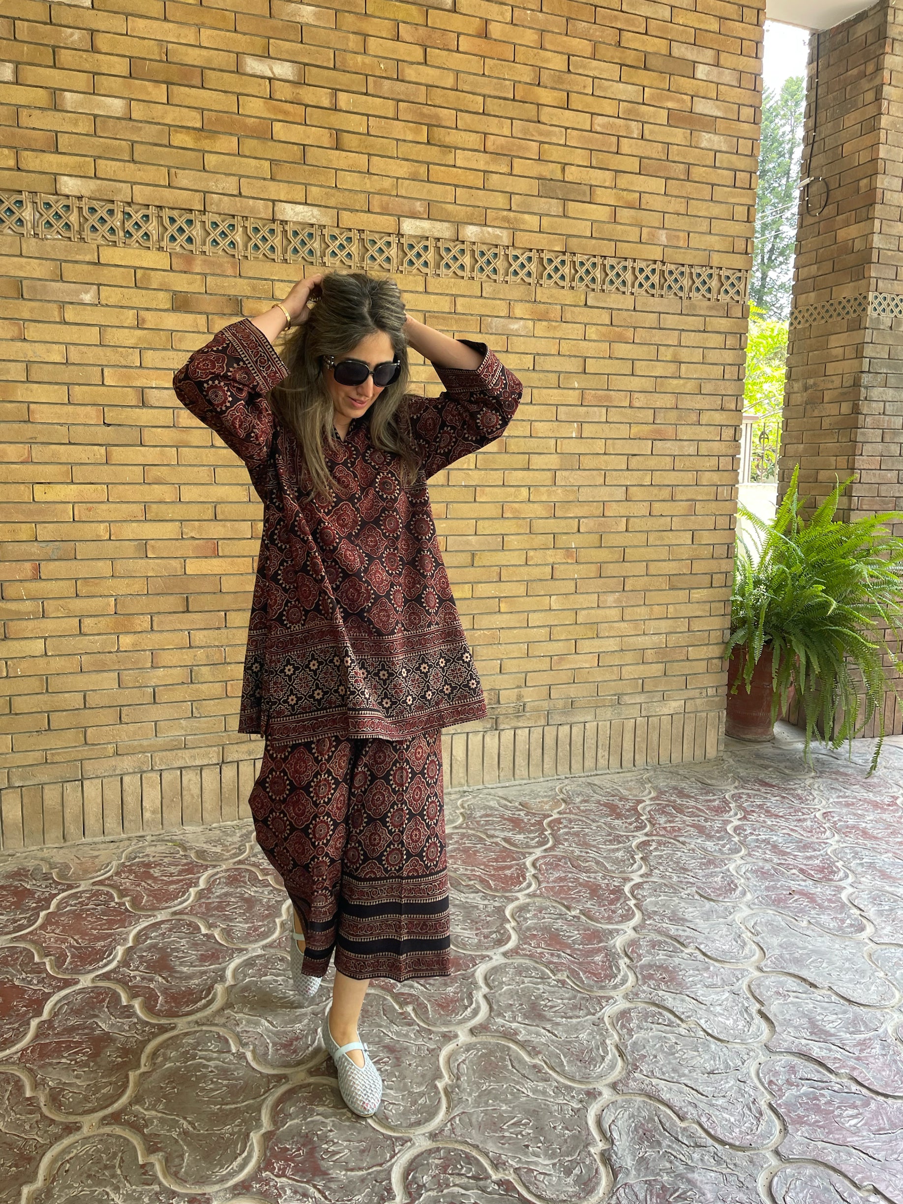 Ajrak Maroon Set