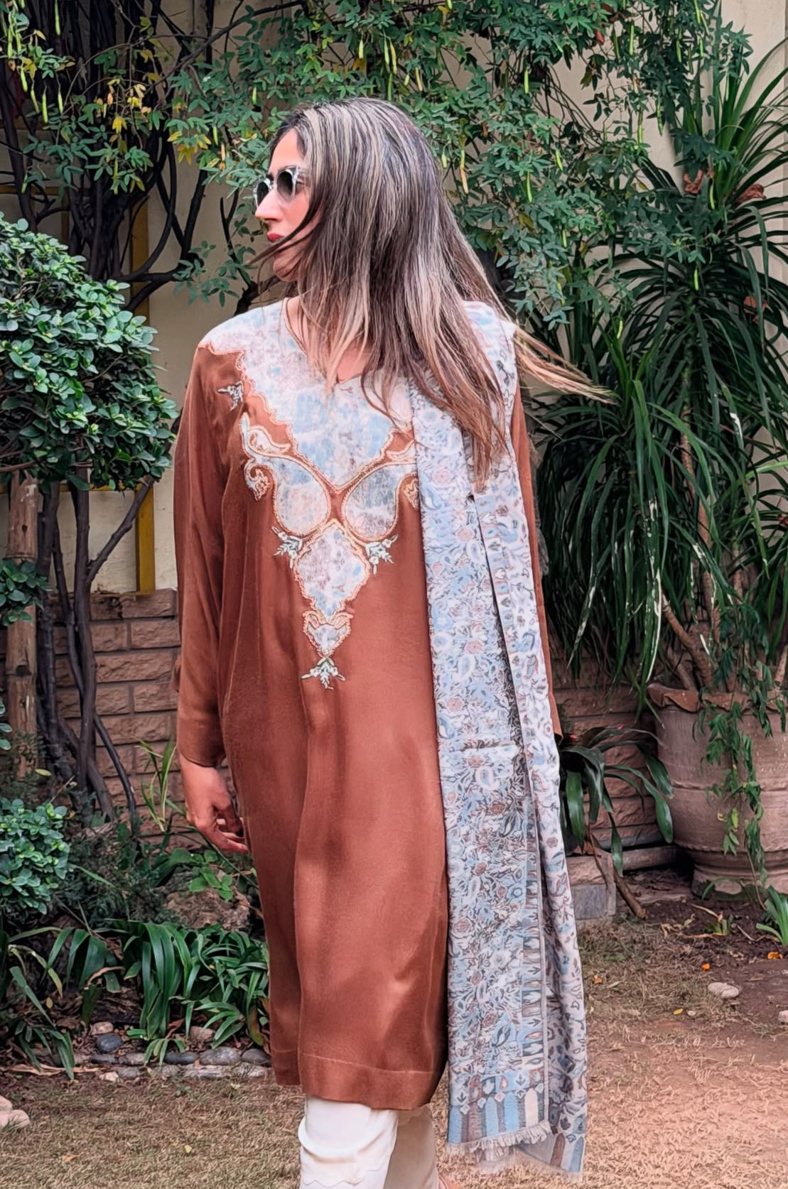 Shawl Brown Set