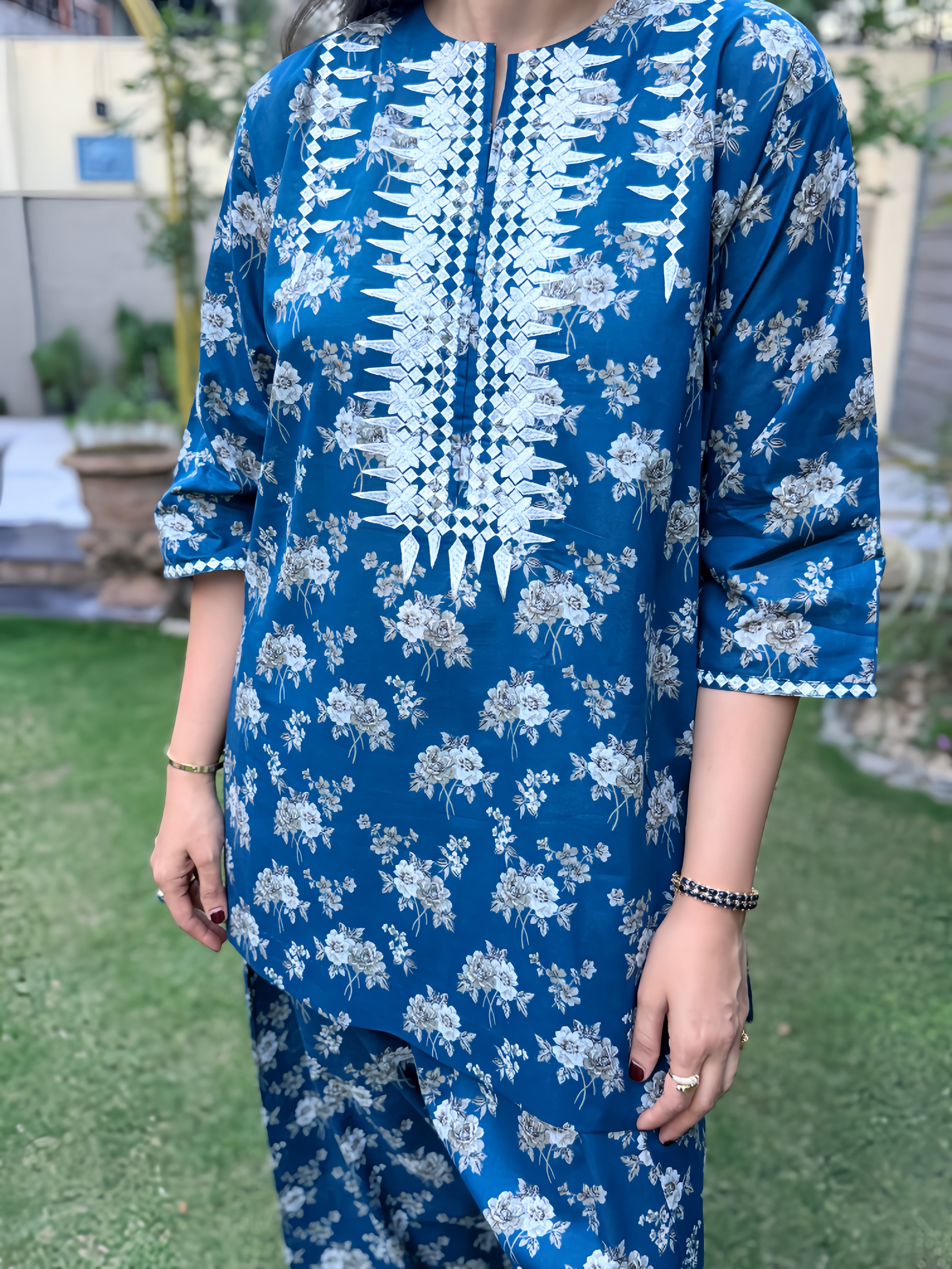 Farshi Lawn Set Blue